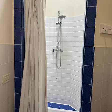 Πανσιόν & Breakfast Rondinelli 3*