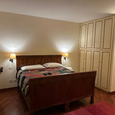 & Breakfast Rondinelli Πανσιόν 3*