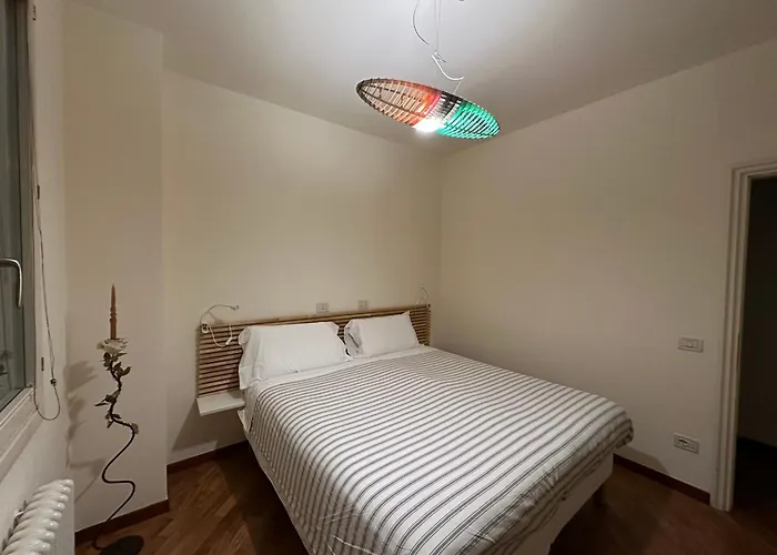 & Breakfast Rondinelli 3* 拉文纳